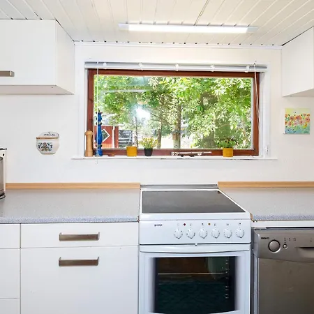 Seaside Charm Near Town-by Traum Casa vacanze